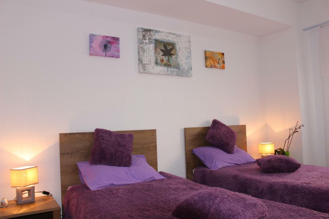 Still Apartament Craiova Buitenkant foto